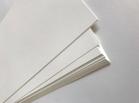​The difference between white cardboard and white faced kraft paper